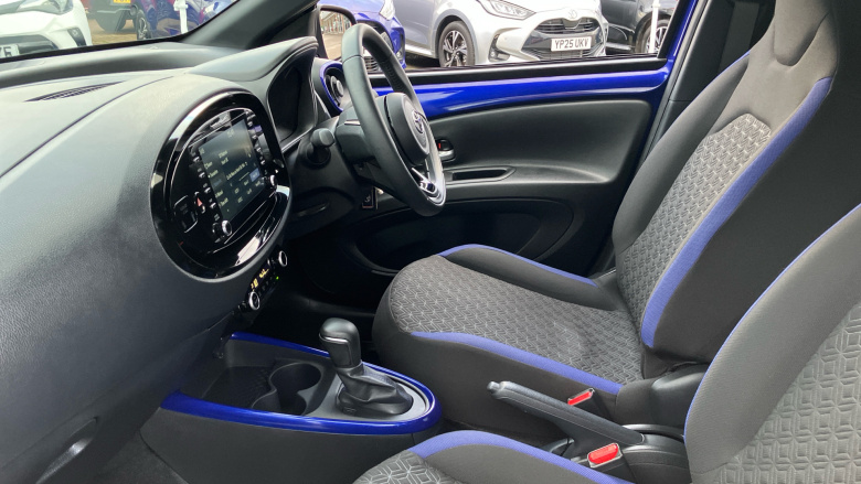 Toyota Aygo X 1.0 VVT-i Edge 5dr Auto Petrol Hatchback